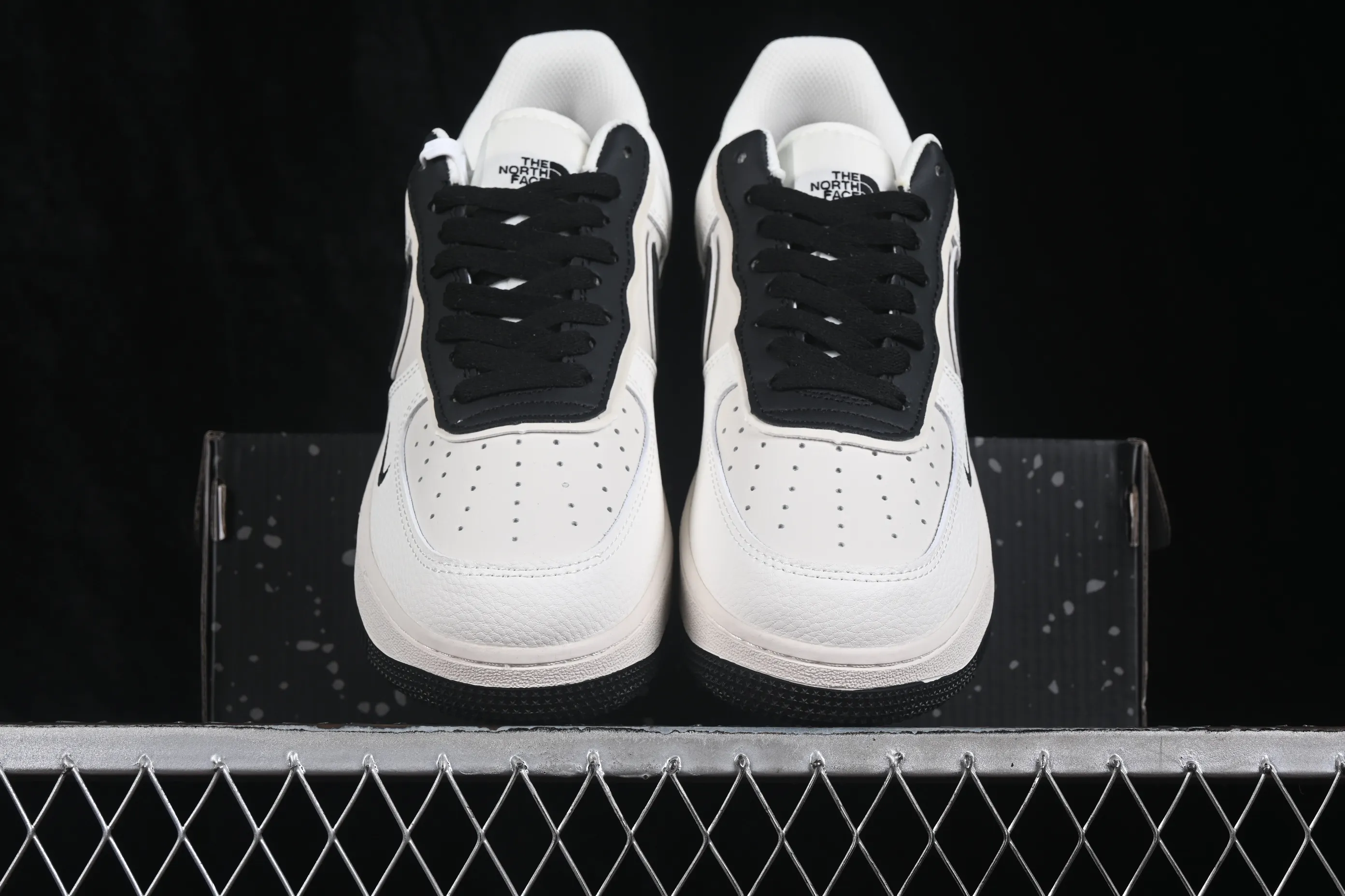 All categories Nk Air Force 1 Air Force series Nk Air Force 1 Low Air Force low-top Nike Air Force 1'07 Low Air Force 1 low-top casual sneakers LF6688-001